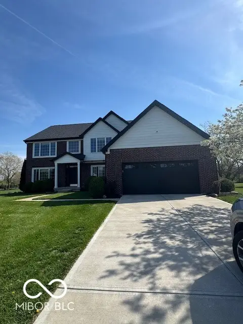 4229 Greenthread Drive, Zionsville, IN 46077