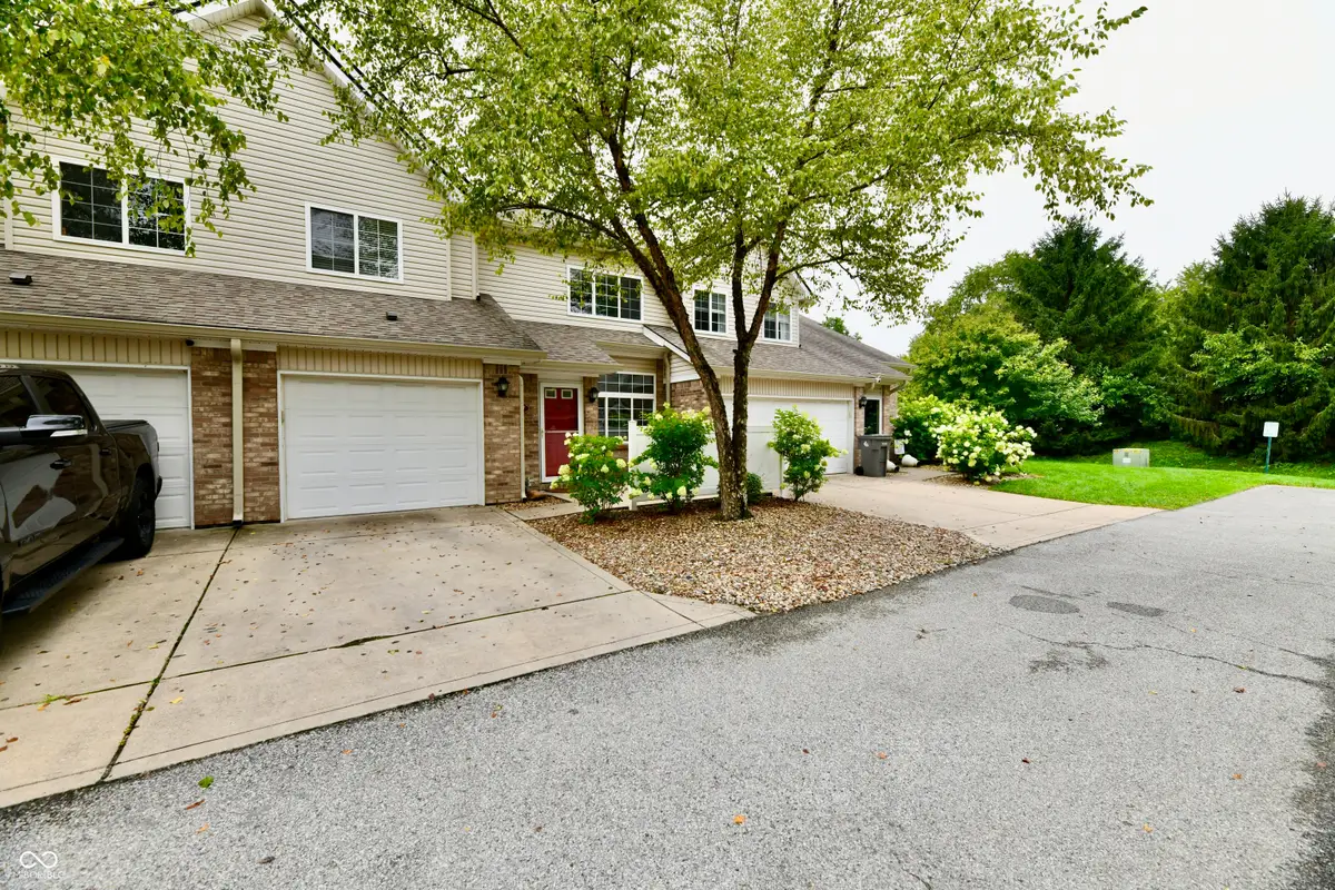 5817 Beacon Cove Way, Indianapolis, IN 46237 - #1