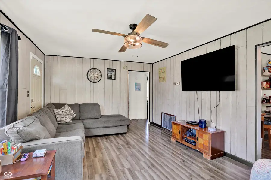 303 Warren Street, Williamsport, IN 47993 - #3