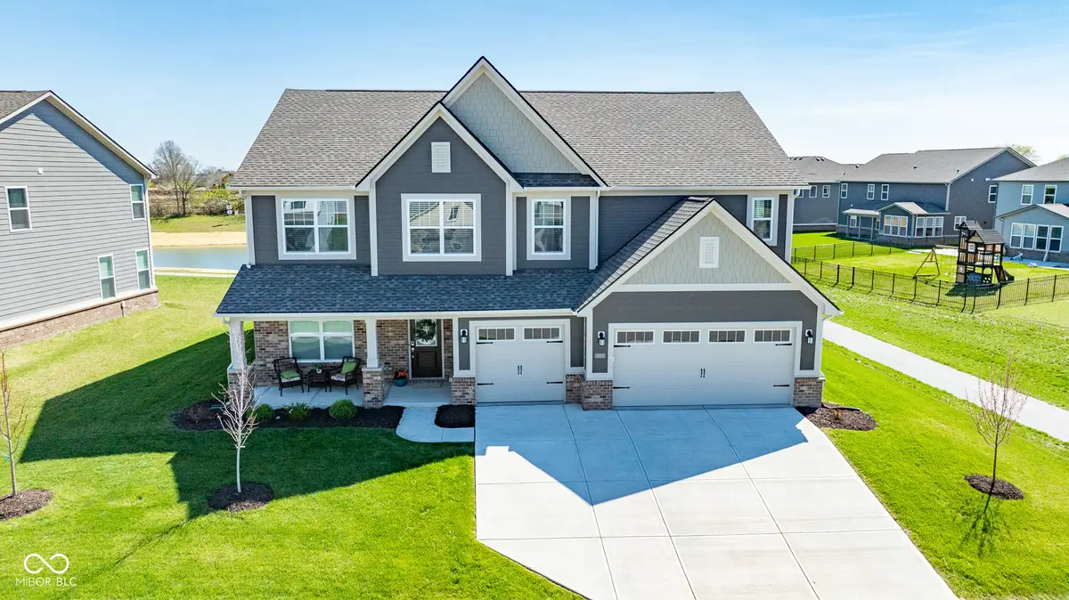1041 Elmwood Lane, Greenwood, IN 46143 - #1