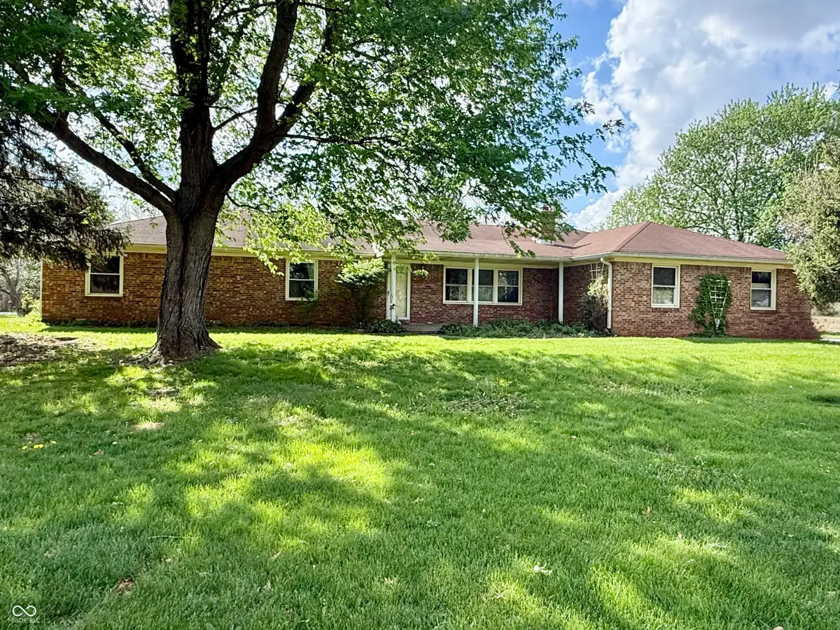 10386 N County Road 650 E, Brownsburg, IN 46112 - #1
