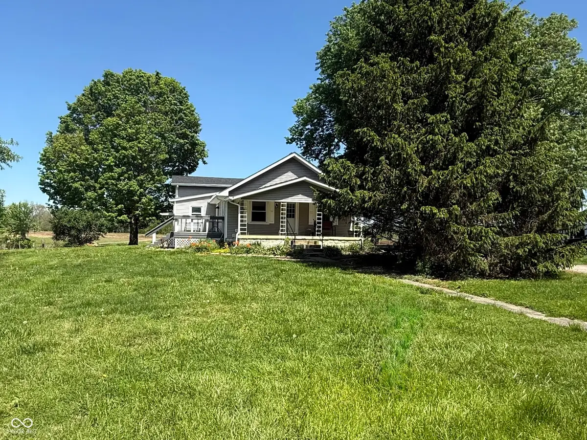 6913 E County Road 200 N, Coatesville, IN 46121 - #1