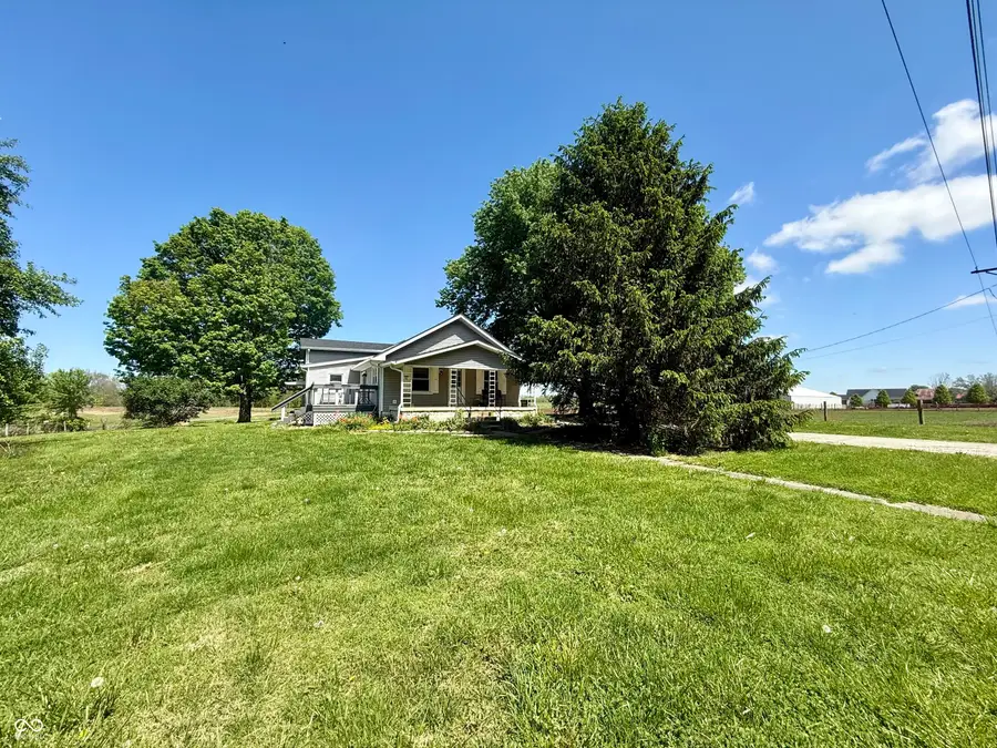 6913 E County Road 200 N, Coatesville, IN 46121 - #2