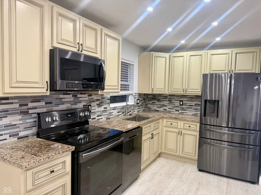 9530 N Park Avenue, Indianapolis, IN 46240 - #3