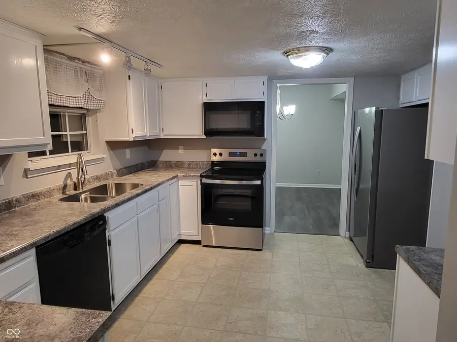 291 Bear Story Court, Greenfield, IN 46140 - #2
