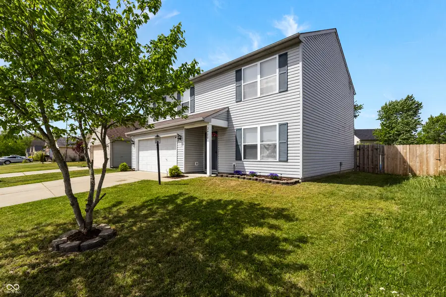 2400 Lakecrest Drive, Columbus, IN 47201 - #2