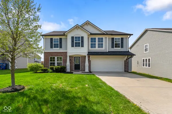 5571 W Woodhaven Drive, McCordsville, IN 46055