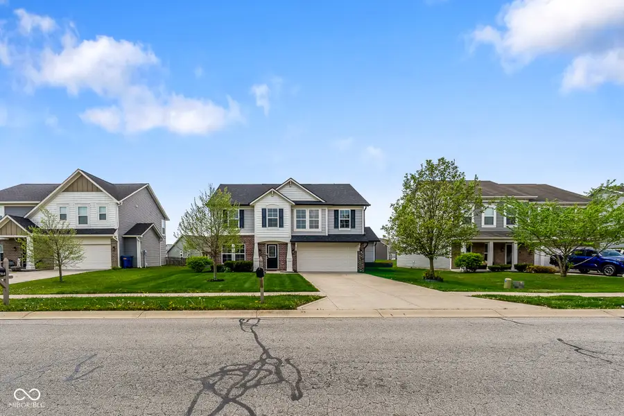 5571 W Woodhaven Drive, McCordsville, IN 46055 - #2