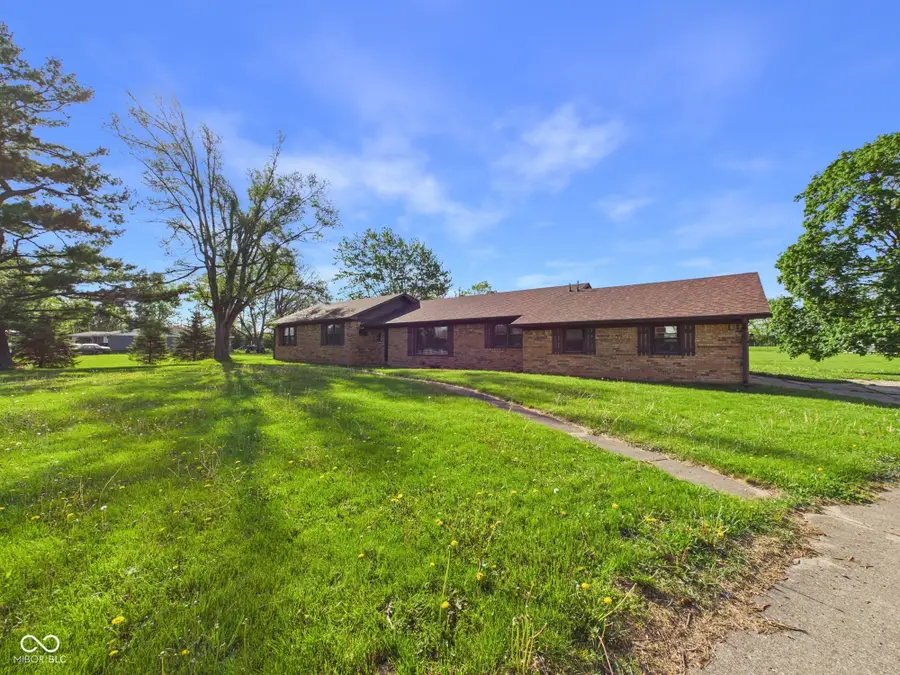 2951 E Cross Street, Anderson, IN 46012 - #2