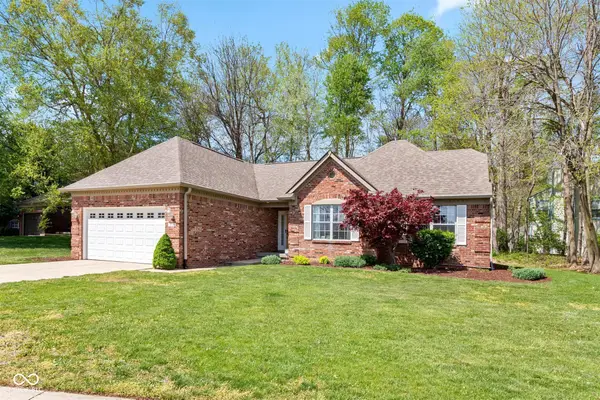 360 Grove Court, Greenwood, IN 46142