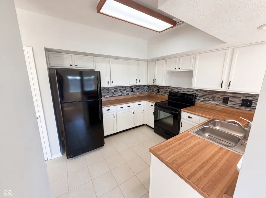 9463 Maple Way, Indianapolis, IN 46268 - #2