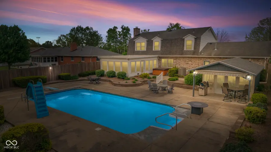 425 Lasher Drive, Seymour, IN 47274 - #2