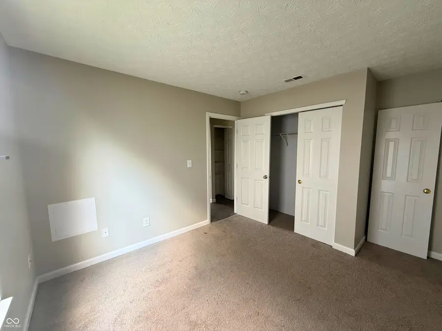 6027 Lakeside Manor Avenue, Indianapolis, IN 46254 - #3
