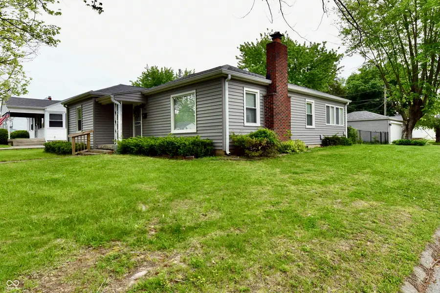 245 S 11th Avenue, Beech Grove, IN 46107 - #2