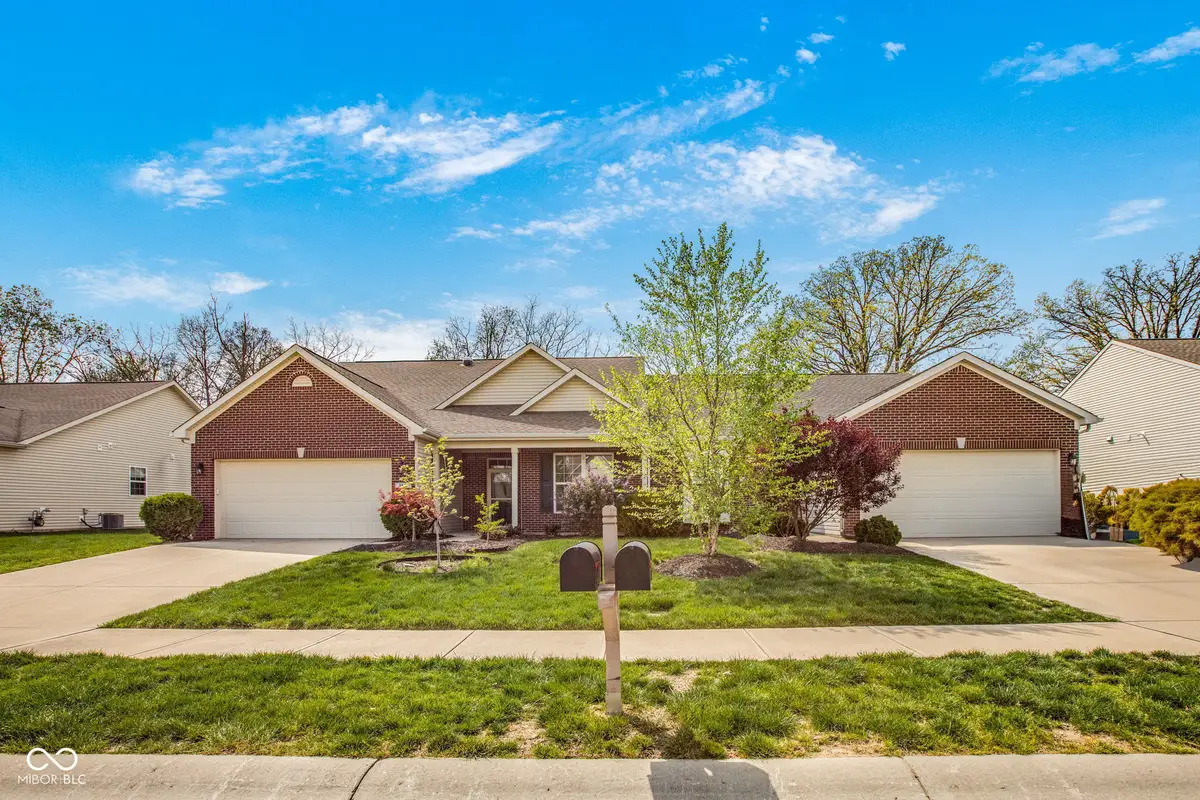 388 Angelina Way, Avon, IN 46123 - #1