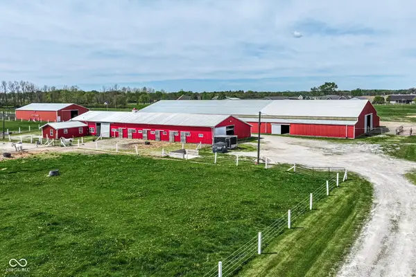 8801 & 8911 N Walnut Street, Muncie, IN 47303