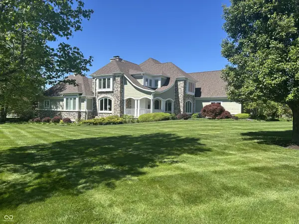 8 Shannon Road, Zionsville, IN 46077