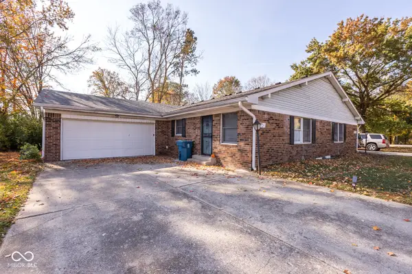 8201 Old Farm Lane, Indianapolis, IN 46214