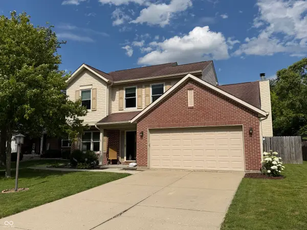 13977 Wakefield Place, Fishers, IN 46038