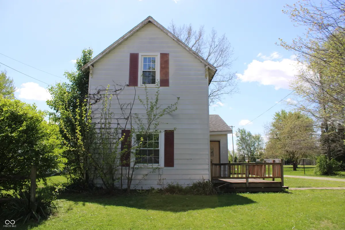 603 E Clyde Street, Frankton, IN 46044 - #1