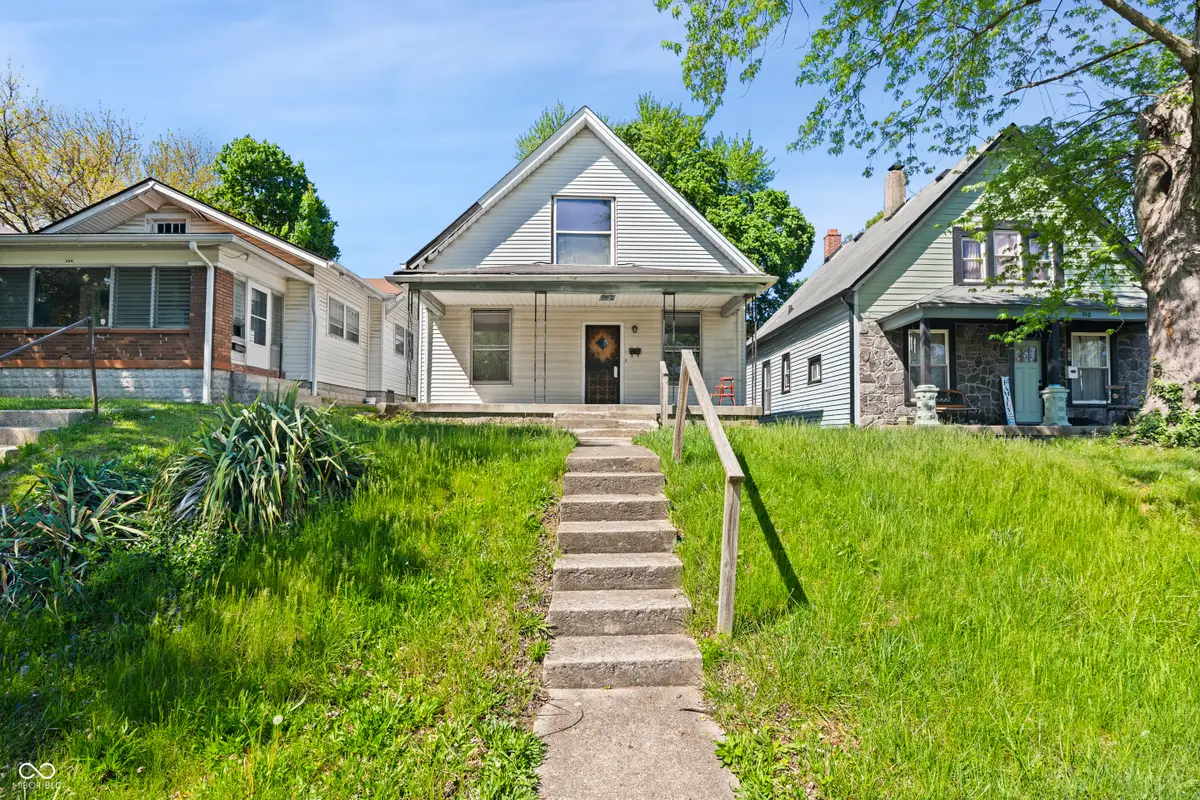 962 W 35th Street, Indianapolis, IN 46208 - #1