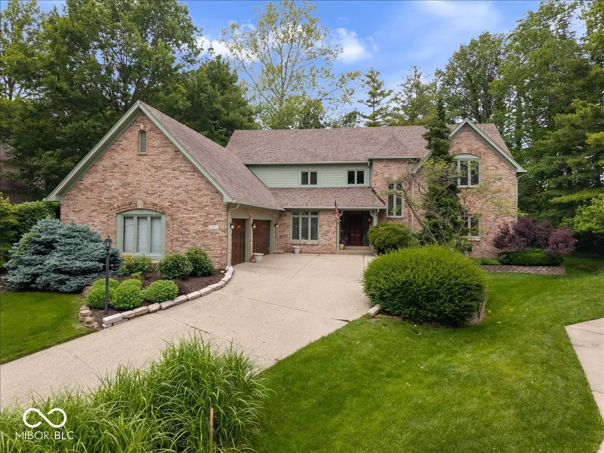 4610 Hickory Court, Zionsville, IN 46077 - #1