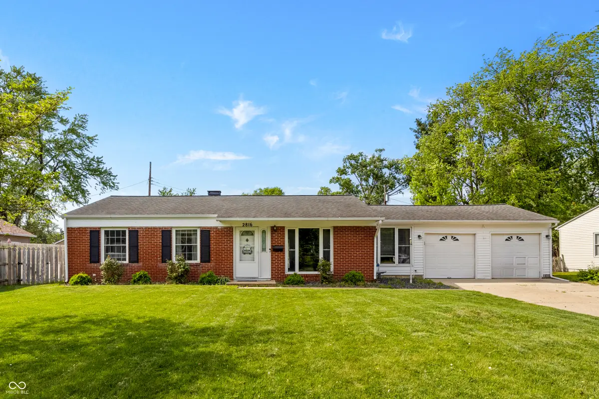 2816 Hawcreek Boulevard, Columbus, IN 47203 - #1