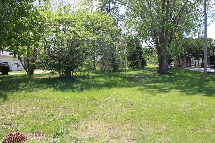 601 E Clyde Street, Frankton, IN 46044 - #2