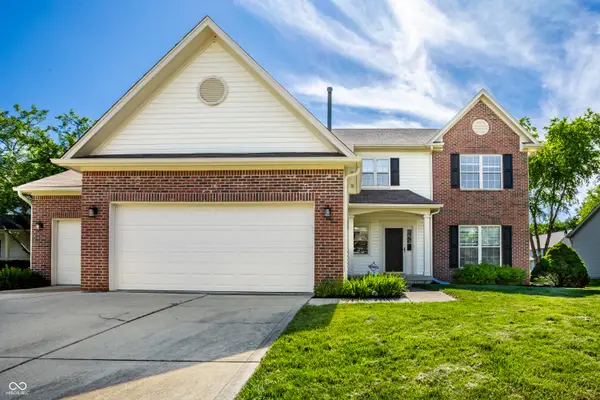 10887 Parrot Court, Fishers, IN 46037
