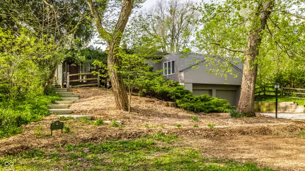 1645 E 109th Street, Carmel, IN 46280