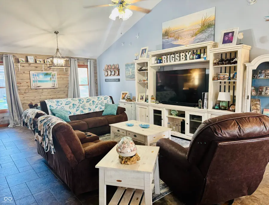 2720 Falcon Court, Seymour, IN 47274 - #3