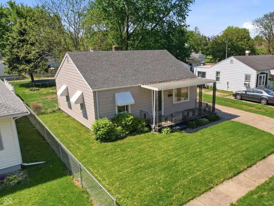 321 E 34th Street, Anderson, IN 46013 - #2