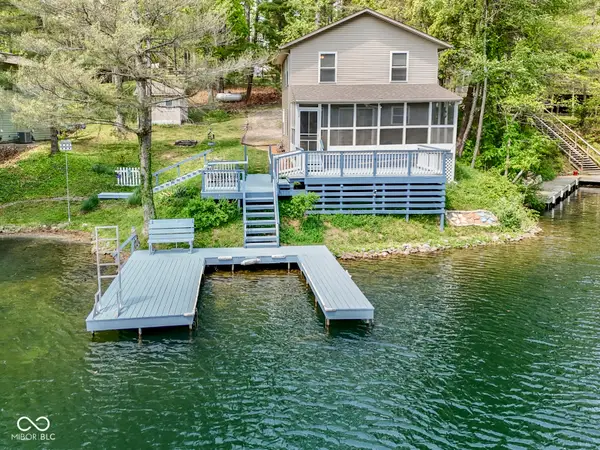 7807 Juniper Drive, Nineveh, IN 46164