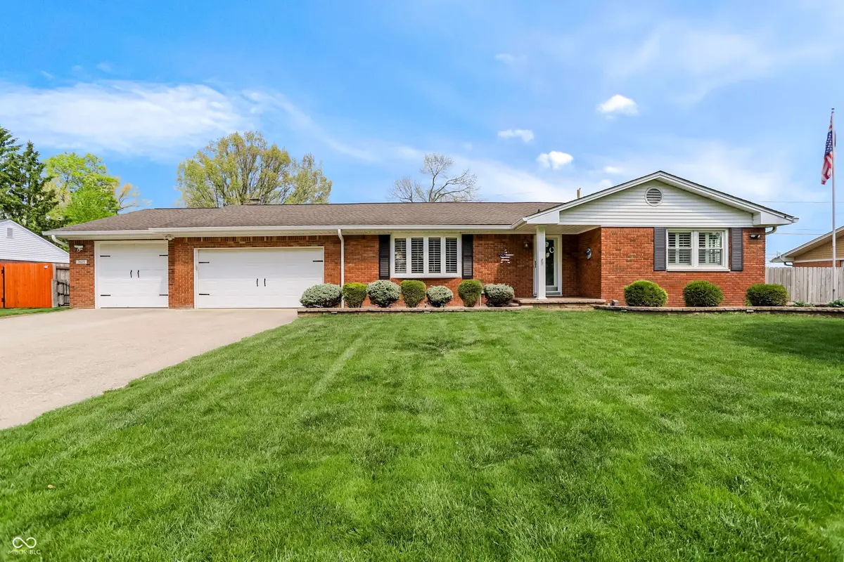 7625 Surrey Drive, Indianapolis, IN 46227 - #1