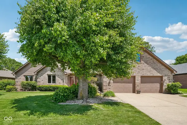 2567 Willow Street, Greenwood, IN 46143