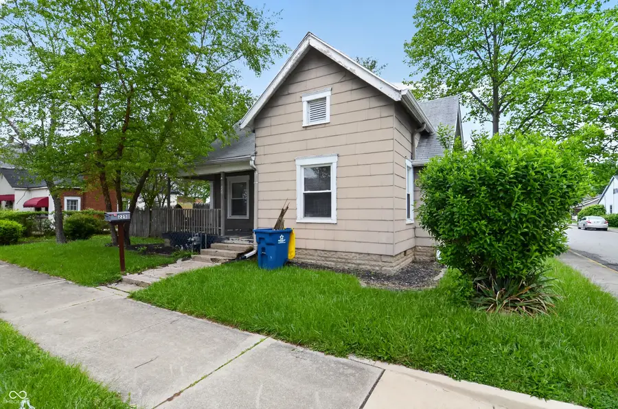 225 S State Street, Greenfield, IN 46140 - #2