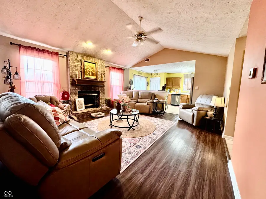 831 Queensgate Drive, Greenwood, IN 46143 - #3