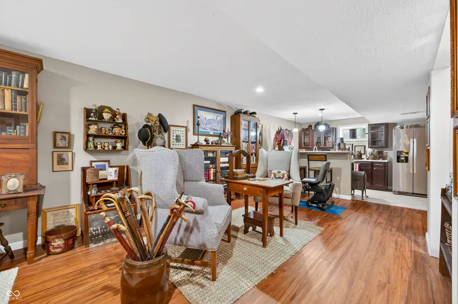 697 Lake Vista Drive, Columbus, IN 47201 - #3