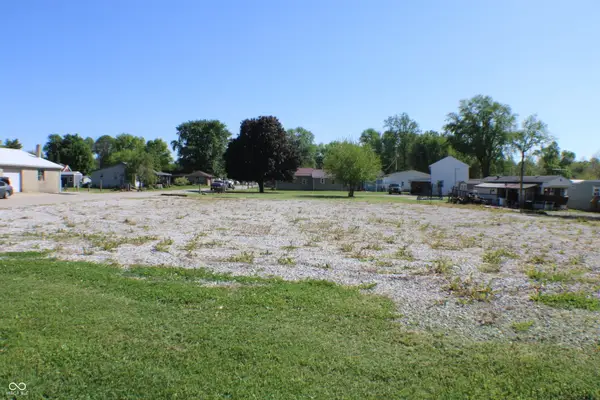 1001 W 3rd Street, Rushville, IN 46173