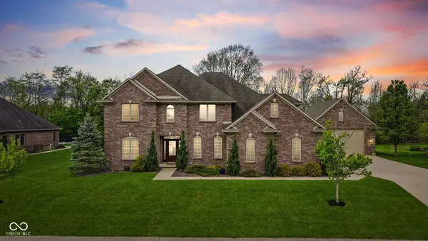 2418 Waterside Circle, Avon, IN 46123