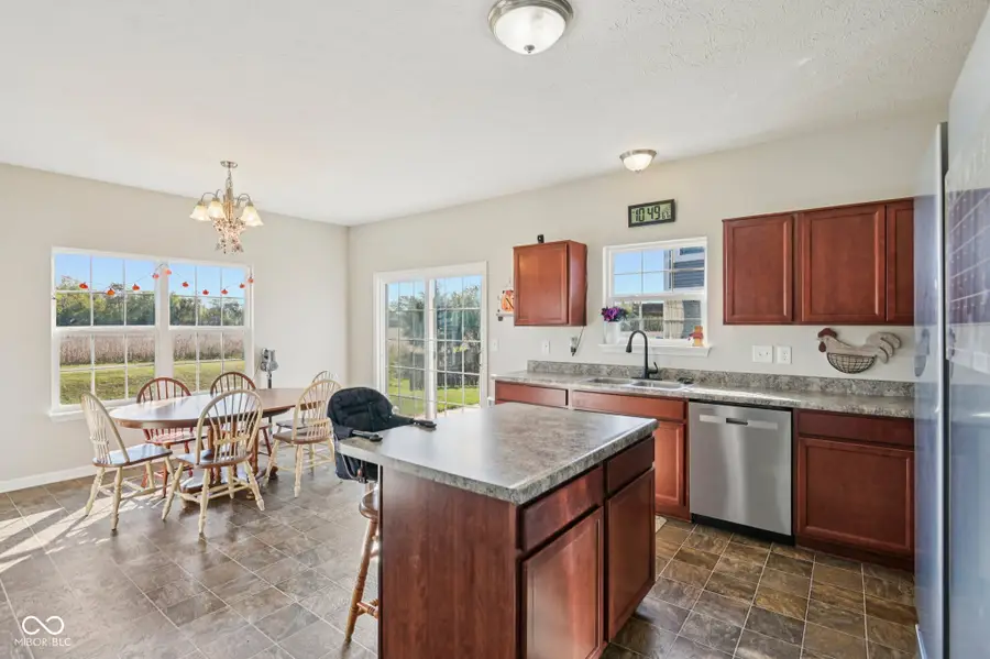 1749 N Creekwater Pass, Greenfield, IN 46140 - #2