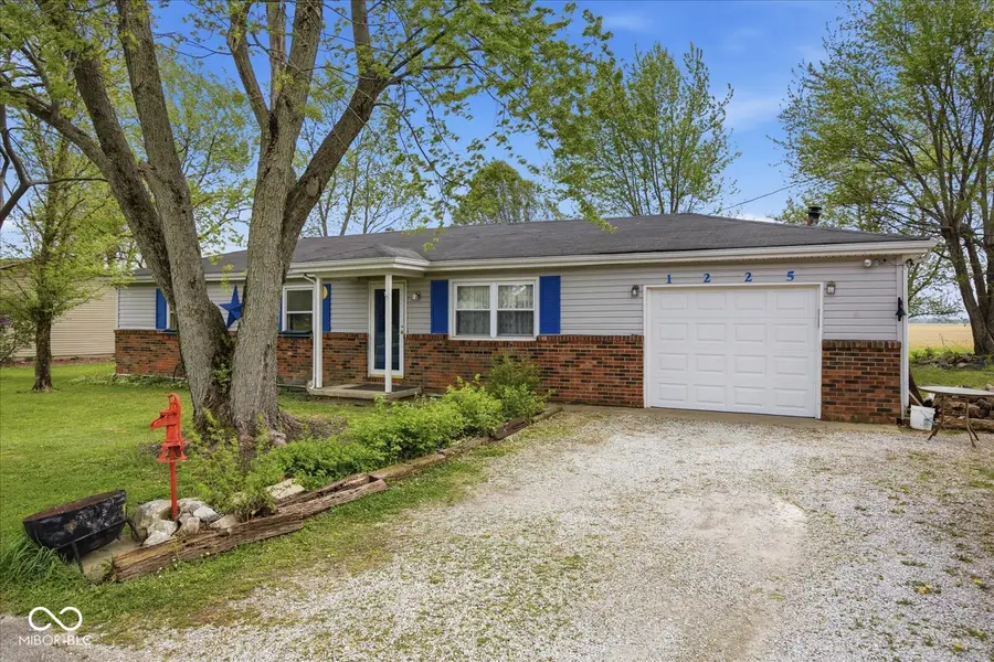 1225 E Hazelwood Street S, Shelbyville, IN 46176 - #2