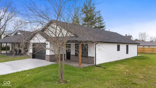 633 W Cherry Street, Scottsburg, IN 47170