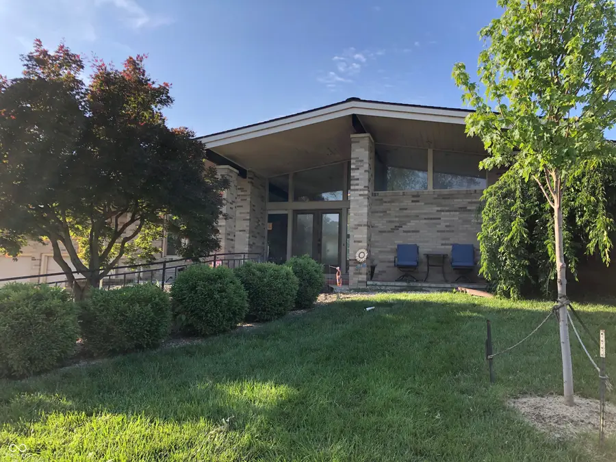 760 27th Street, Columbus, IN 47201 - #2