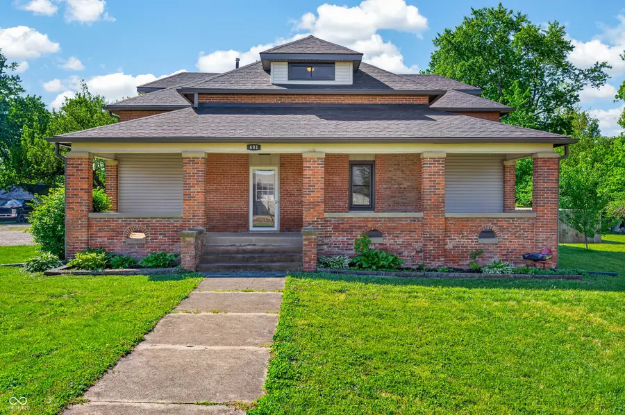 601 W Pearl Street, Trafalgar, IN 46181 - #3