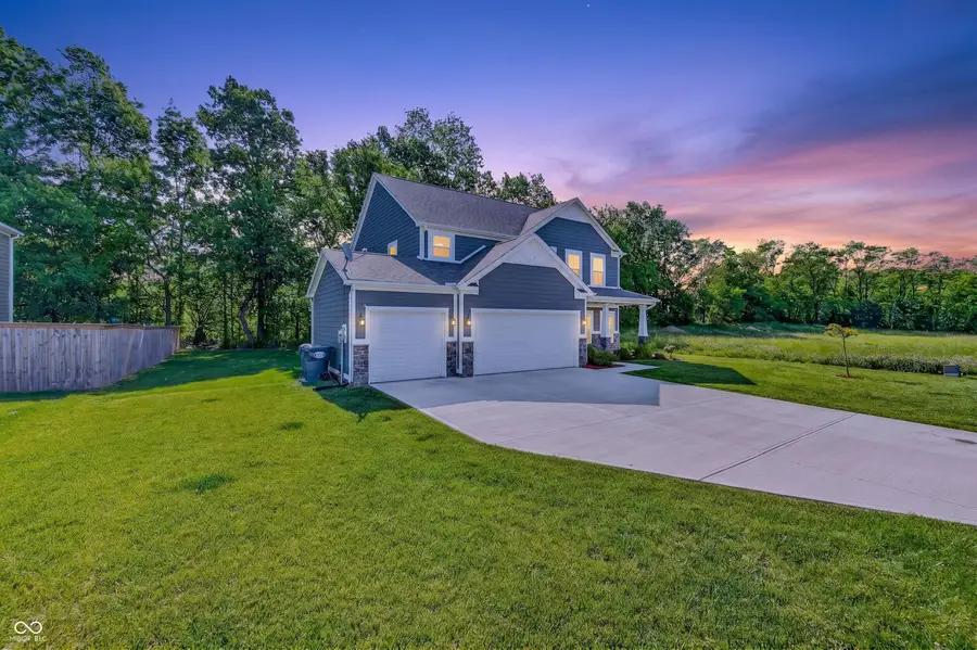 48 Manchester Drive, Trafalgar, IN 46181 - #2