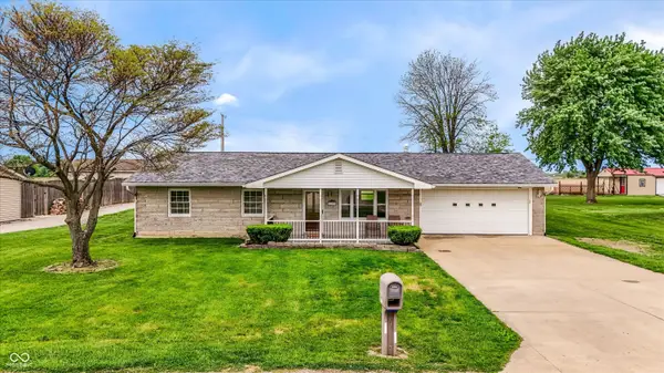 2207 S Fairview Drive, Shelbyville, IN 46176