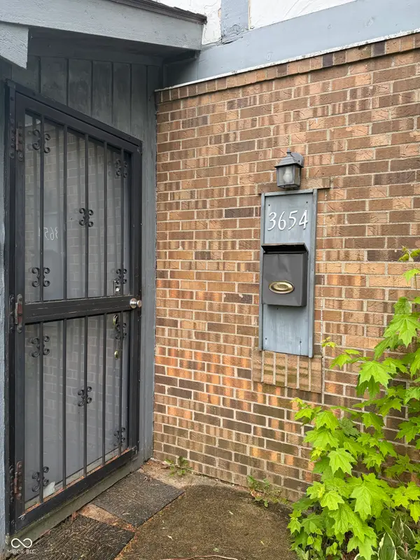 3654 N Newgate Lane, Indianapolis, IN 46235
