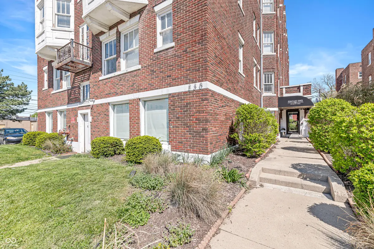 230 E 9th Street #302, Indianapolis, IN 46204 - #1