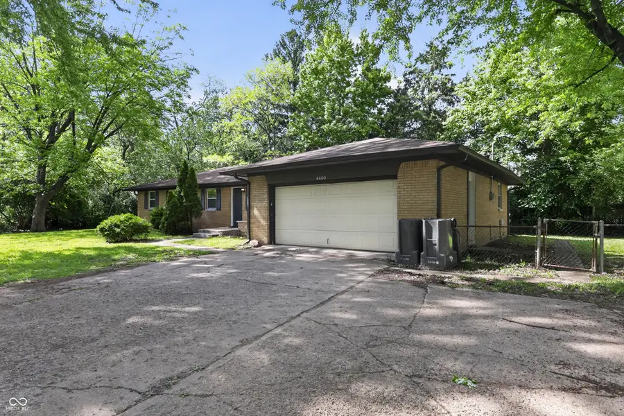 4600 E 42nd Street, Indianapolis, IN 46226 - #2